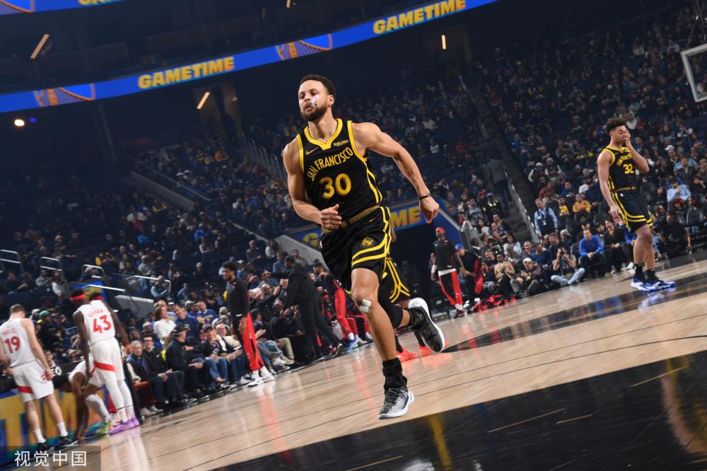 随着足球市 随着足球市